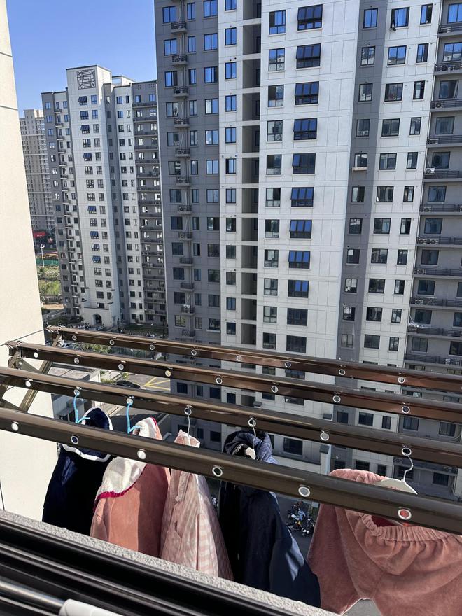 晾衣做法太高明了拍给大家瞧瞧快学起来马德里竞技携手K8福建发现一户人家(图5)